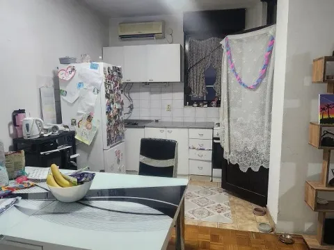 Prodaja, dvosoban stan, 63m², Kluz, Zvezdara Sve Podlokacije - image 4