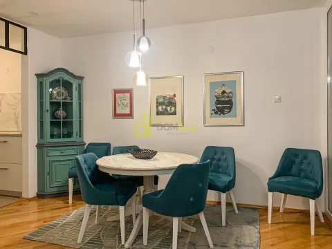 Izdavanje, trosoban stan, 100m², Blok 5, Podgorica - image 6