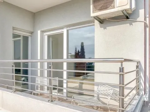 Sale, two bedroom apartment, 60m², Petrovac, Budva - image 11