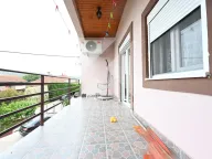 Prodaja, kuća, 225m², Tološi, Podgorica - image 12