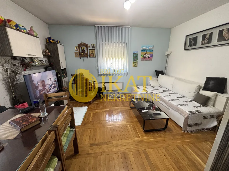 Prodaja, dvosoban stan, 42m², Rakovica, Beograd