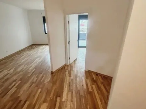 Prodaja, jednosoban stan, 58m², Zagorič, Podgorica - image 2