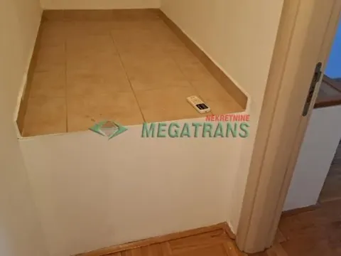 Izdavanje, četvorosoban stan, 100m², Novi Sad Sve Podlokacije, Novi Sad - image 14