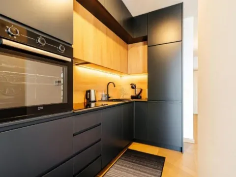 Sale, three bedroom apartment, 90m², Sveti Stefan, Budva - image 8