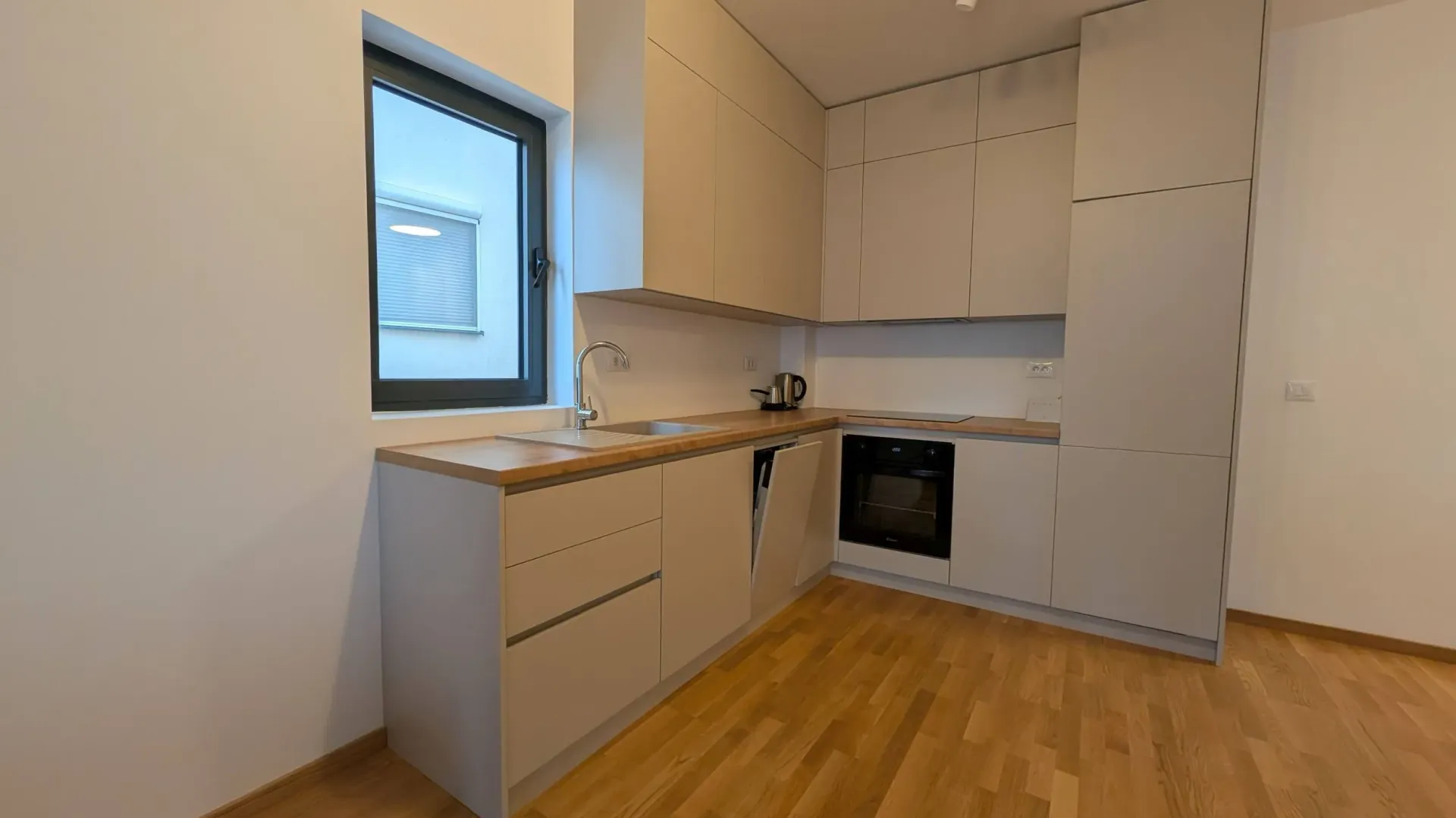 Rent, apartment, 58m², Bečići, Budva