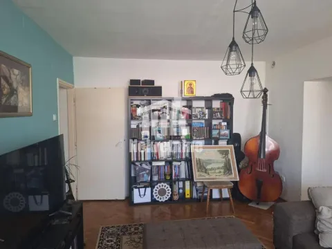 Prodaja, trosoban stan, 71m², Brace Jerković, Voždovac Sve Podlokacije - image 3