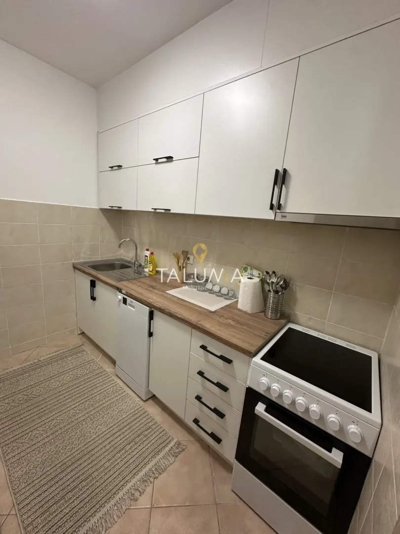 Izdavanje, jednosoban stan, 53m², City Kvart, Podgorica