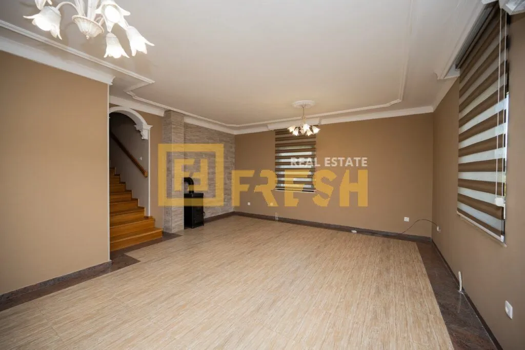 Rent, house, 150m², Gornja Gorica, Podgorica