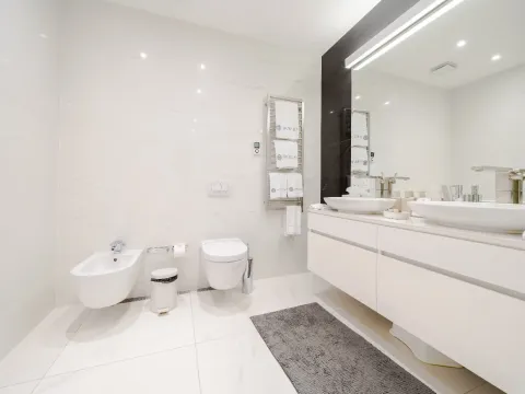 Sale, two bedroom apartment, 146m², Budva, Crna Gora - image 25