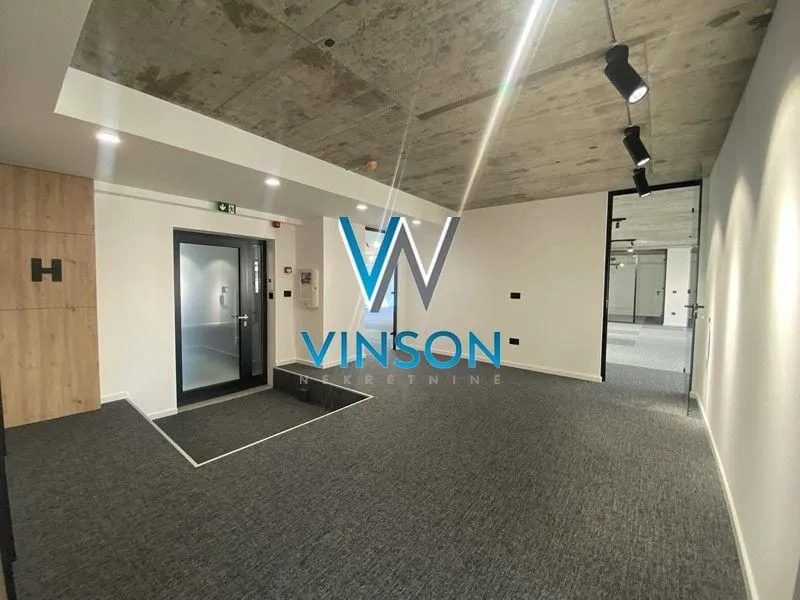 Rent, office space, 279m², Bulevar Oslobodjenja, Novi Sad Sve Podlokacije