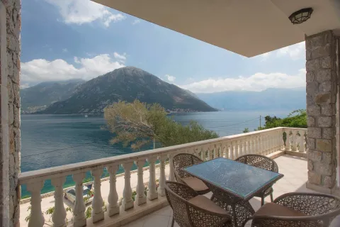 Prodaja, kuća, 235m², Kostanjica, Kotor - image 68