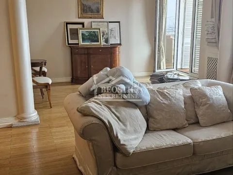 Izdavanje, stan, 191m², Stari Grad, Beograd - image 1