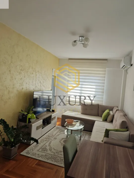Prodaja, jednosoban stan, 30m², Konik, Podgorica