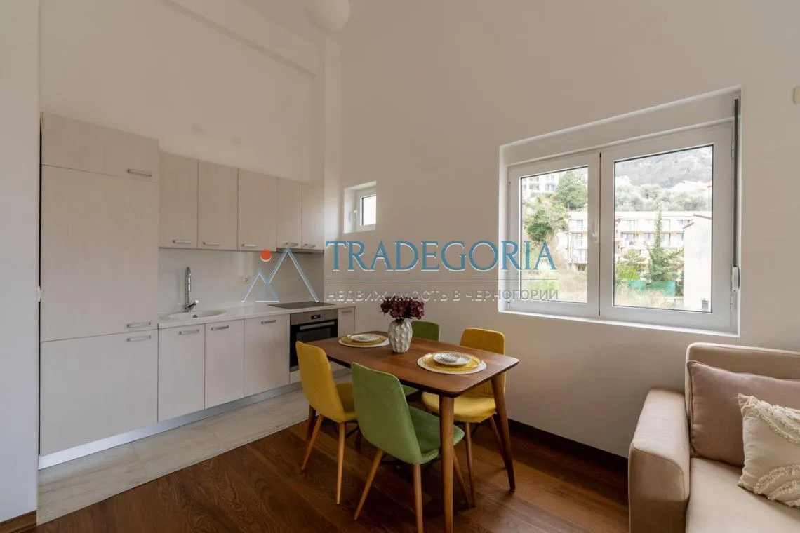 Prodaja, dvosoban stan, 60m², Pržno, Budva