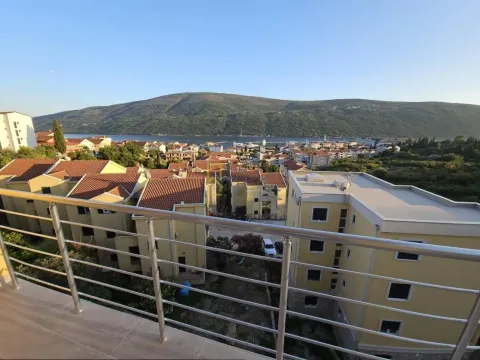 Sale, one bedroom apartment, 47m², Đenovići, Herceg Novi