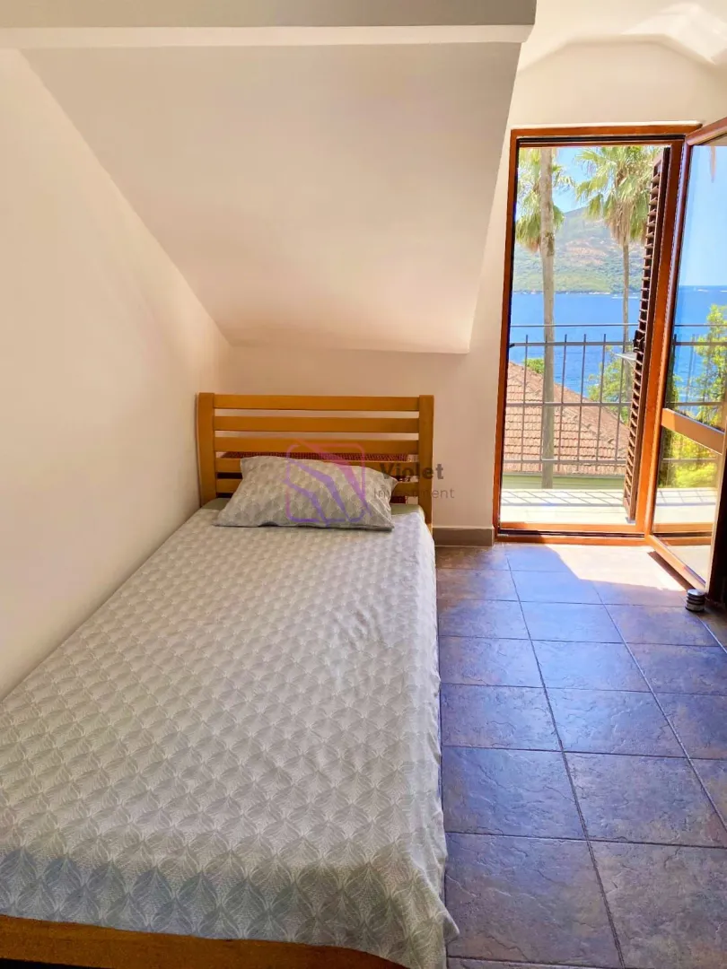 Prodaja, dvosoban stan, 34m², Centar, Herceg Novi