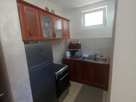 Prodaja, dvosoban stan, 53m², Stari Aerodrom, Podgorica - image 4