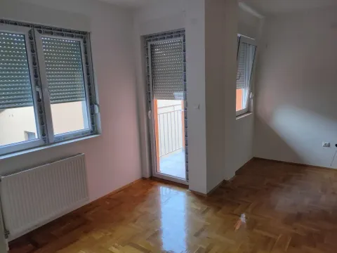 Rent, two bedroom apartment, 50m², Centar, Novi Sad - image 5