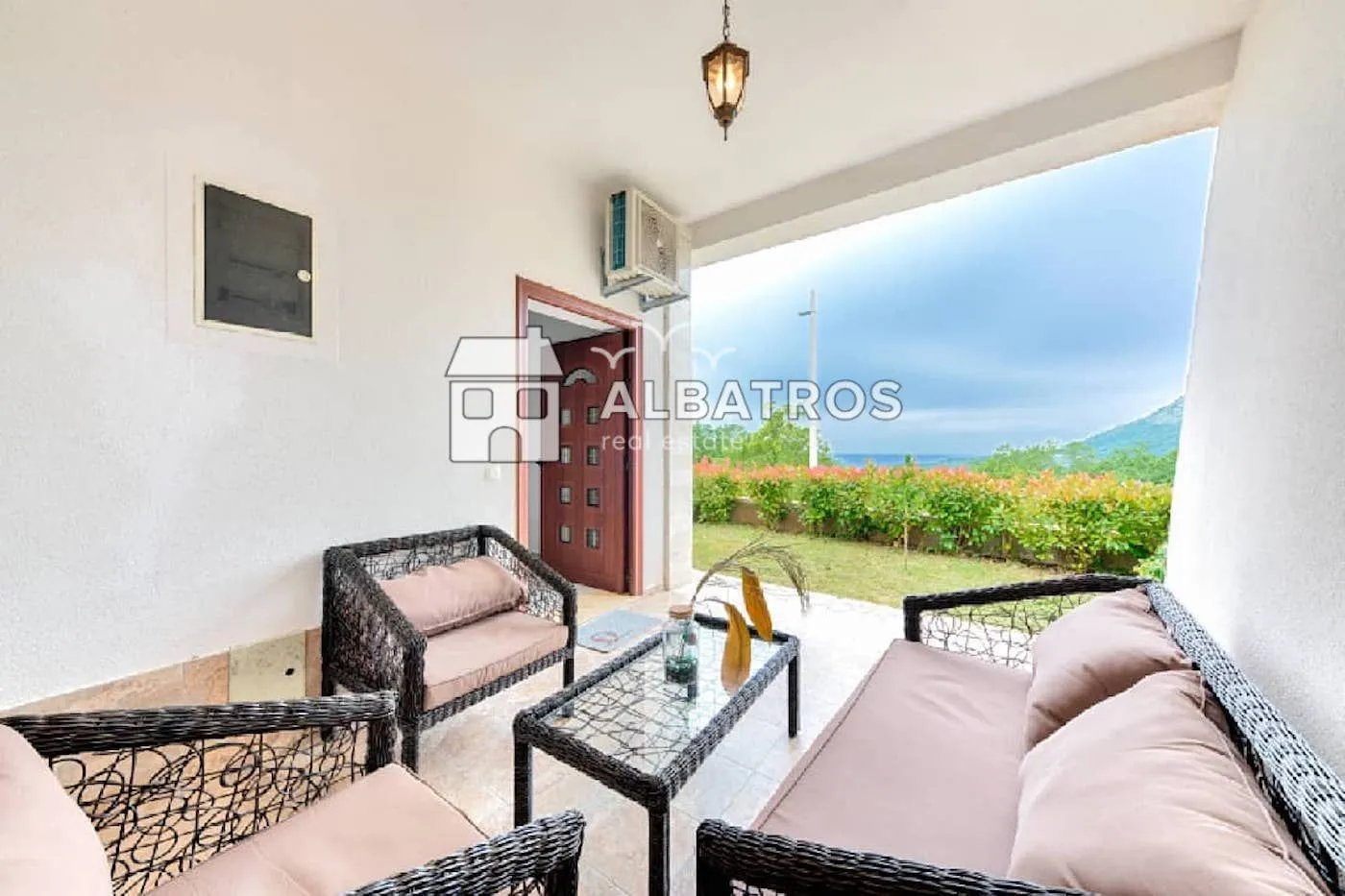 Rent, two bedroom apartment, 80m², Župci, Bar