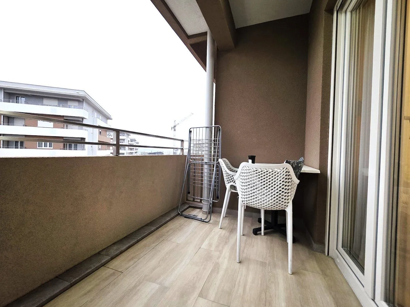 Izdavanje, stan, 105m², Central Point, Podgorica