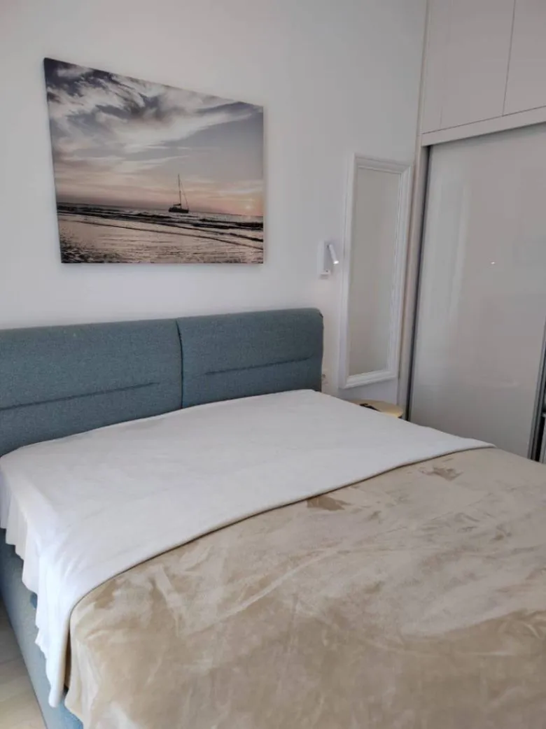 Rent, apartment, 55m², Bečići, Budva