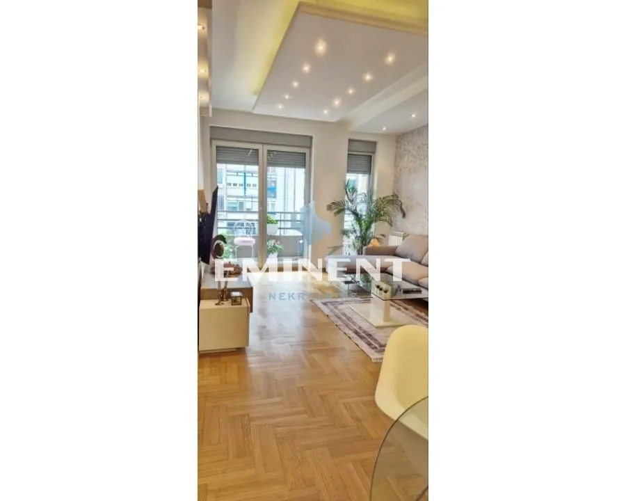 Izdavanje, dvosoban stan, 54m², Crveni Krst, Beograd