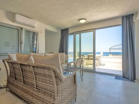 Prodaja, kuća, 272m², Utjeha, Bar - image 13