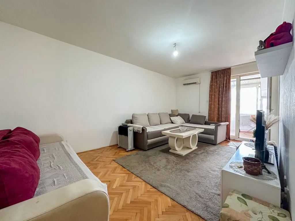 Prodaja, jednosoban stan, 55m², Stari Aerodrom, Podgorica