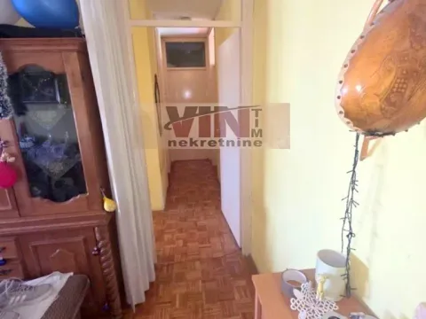 Sale, three bedroom apartment, 72m², Vračar Sve Podlokacije, Beograd - image 3