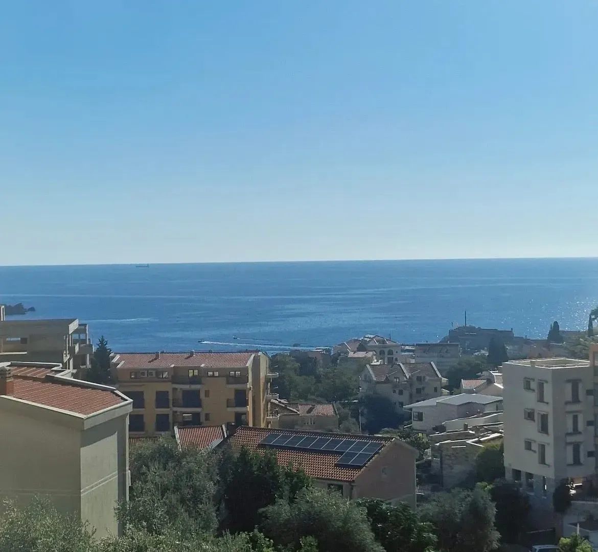 Sale, two bedroom apartment, 70m², Petrovac, Budva