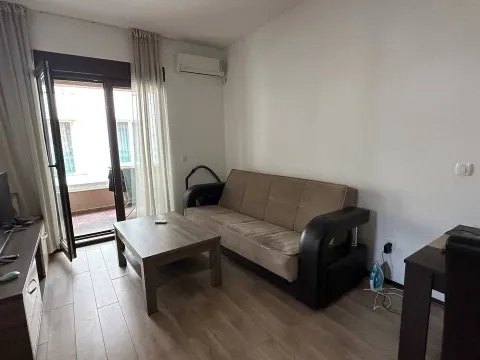 Prodaja, jednosoban stan, 43m², Centar, Budva - image 2