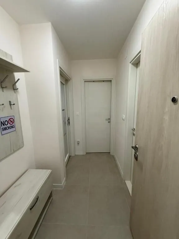 Stan-na-dan, jednosoban stan, 39m², Pobrežje, Podgorica