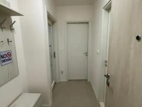 Daily-rent, one bedroom apartment, 39m², Pobrežje, Podgorica - image 12