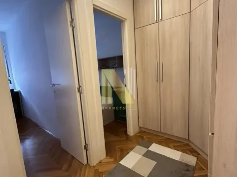 Prodaja, trosoban stan, 79m², Adamovićevo Naselje, Novi Sad Sve Podlokacije - image 9