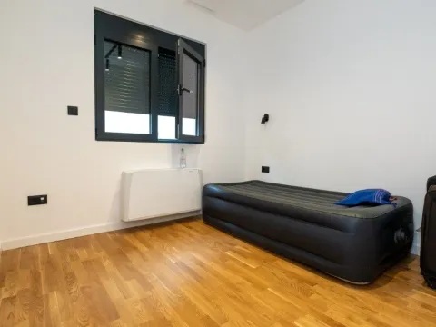 Rent, house, 180m², Gornja Gorica, Podgorica - image 14