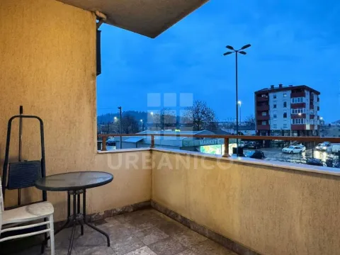 Izdavanje, jednosoban stan, 50m², Krivi Most, Podgorica - image 10