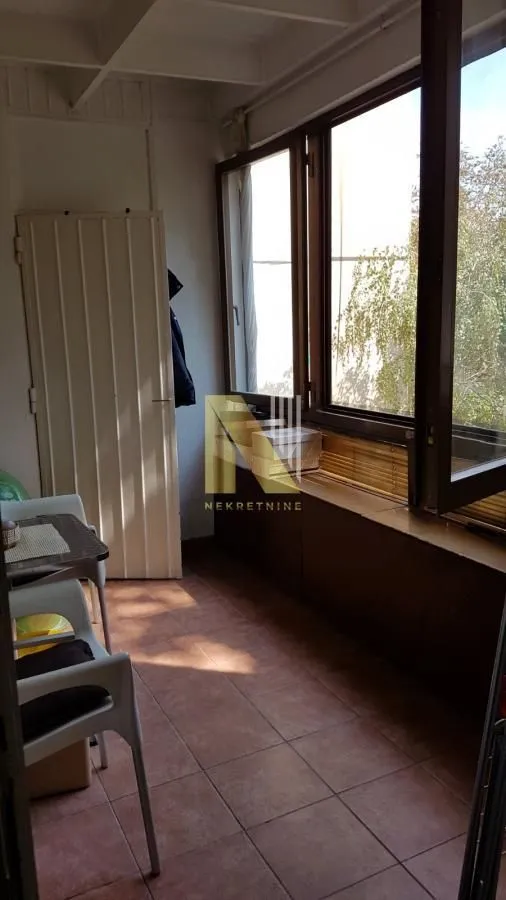 Izdavanje, dvosoban stan, 56m², Liman 4, Novi Sad Sve Podlokacije