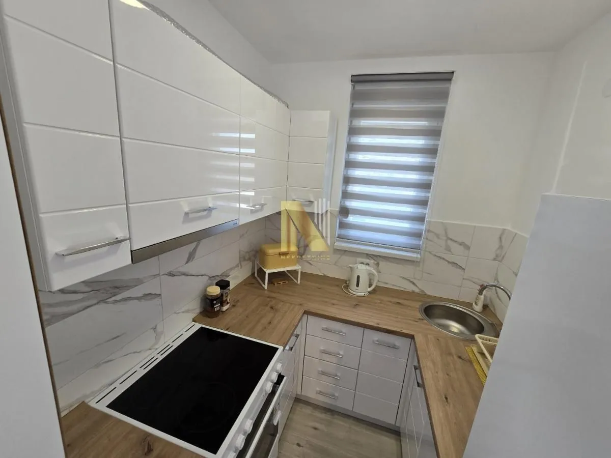 Prodaja, četvorosoban stan, 88m², Adice, Novi Sad Sve Podlokacije