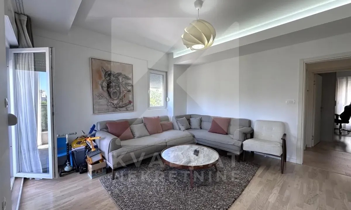 Prodaja, dvosoban stan, 67m², Centar, Podgorica