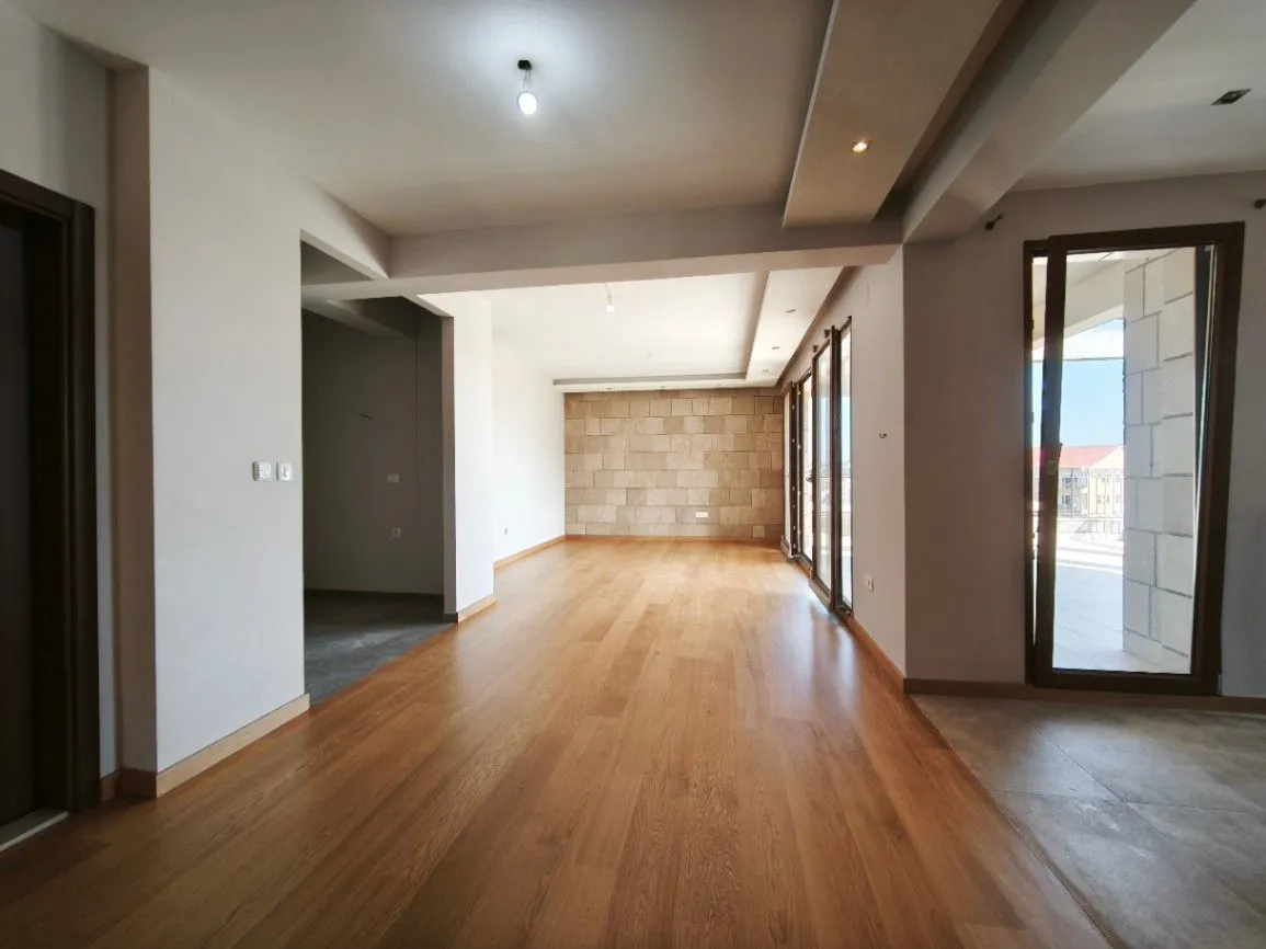 Sale, two bedroom apartment, 140m², Centar, Budva