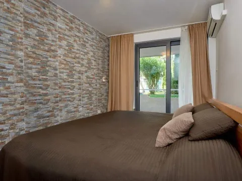 Prodaja, dvosoban stan, 57m², Budva, Crna Gora - image 11