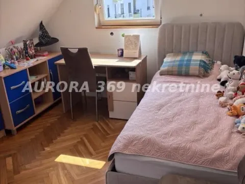 Sale, three bedroom apartment, 48m², Grbavica, Novi Sad Sve Podlokacije - image 5