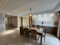 Izdavanje, trosoban stan, 263m², Gorica C, Podgorica - image 5