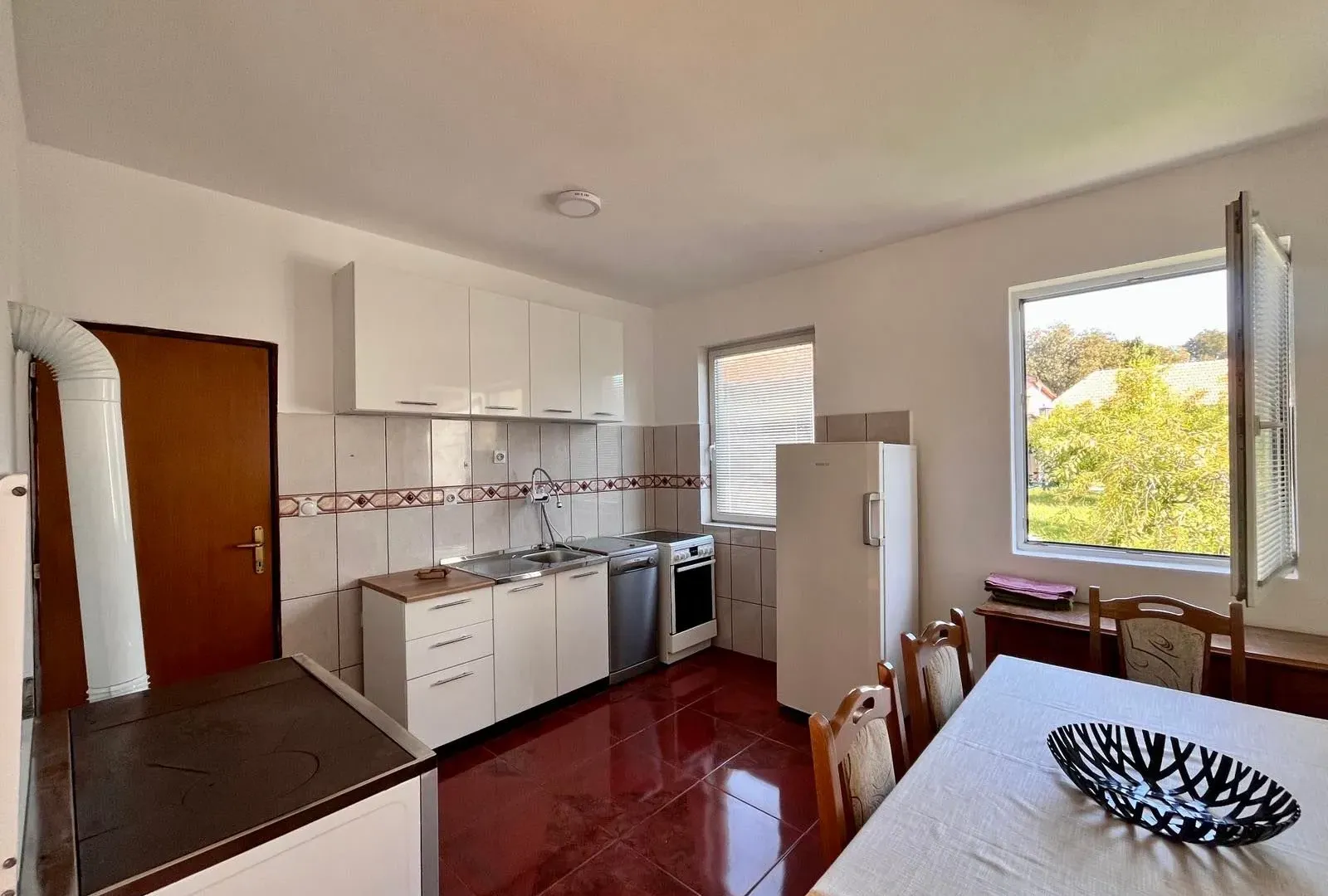 Rent, two bedroom apartment, 85m², Gornja Gorica, Podgorica