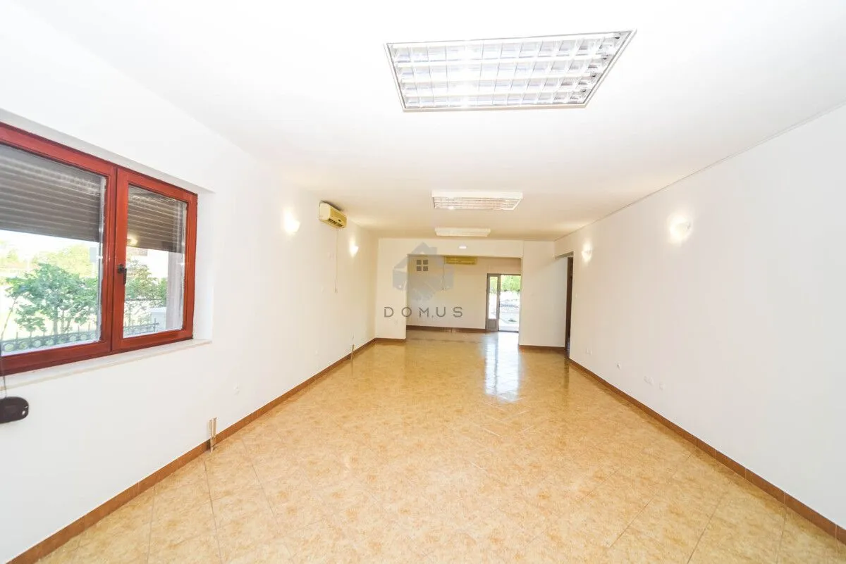 Rent, office space, 300m², Zabjelo, Podgorica