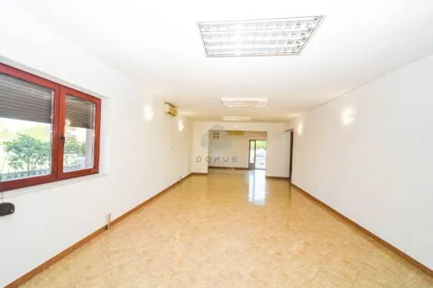 Rent, office space, 300m², Zabjelo, Podgorica - image 8