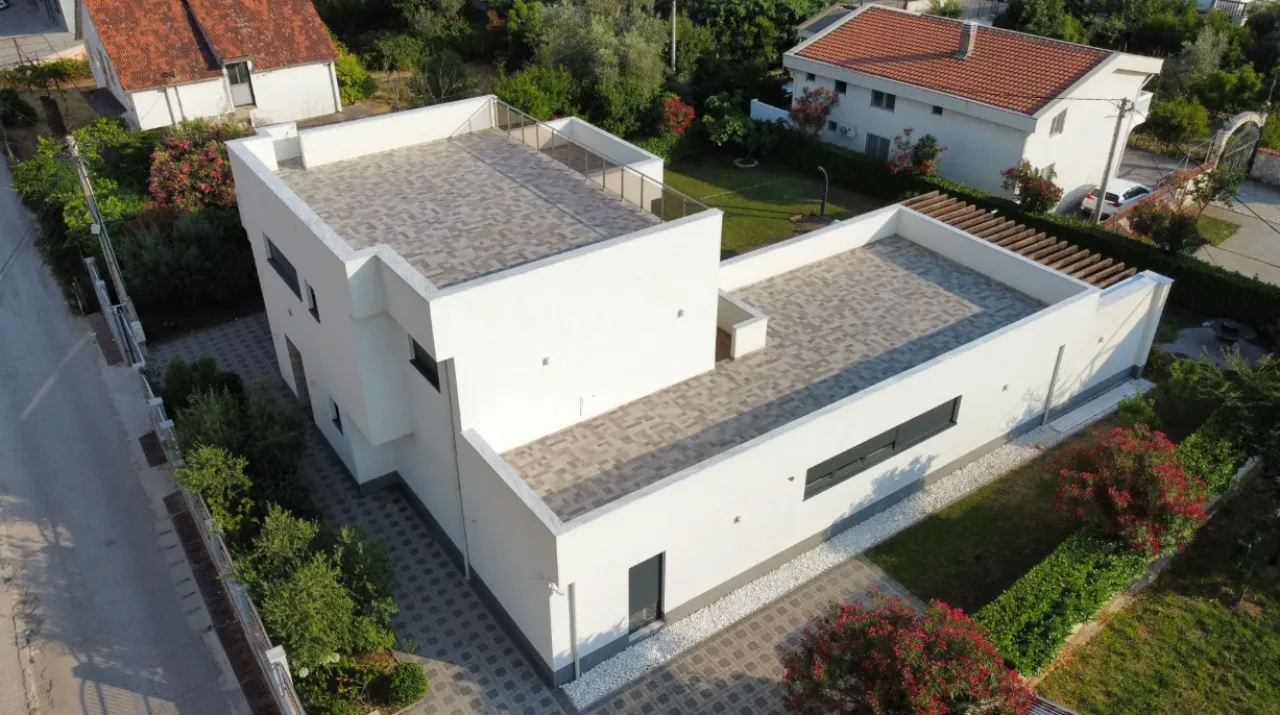 Sale, house, 342m², Ilino, Bar