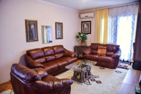 Prodaja, dvosoban stan, 73m², Ulcinj, Crna Gora - image 10