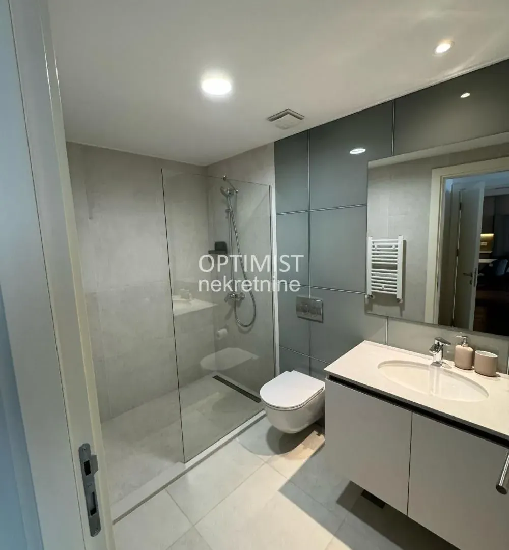 Rent, three bedroom apartment, 71m², Savski Venac, Beograd