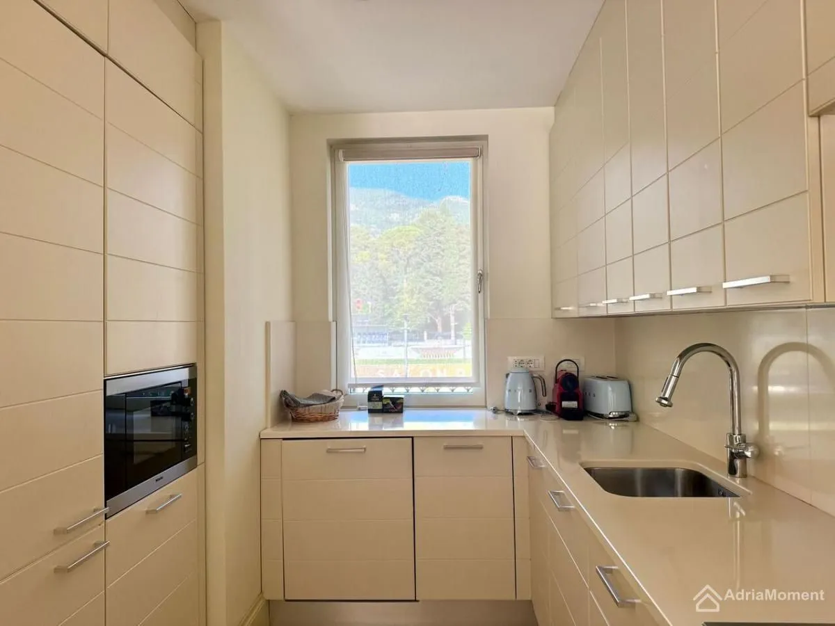 Prodaja, dvosoban stan, 115m², Porto Montenegro, Tivat